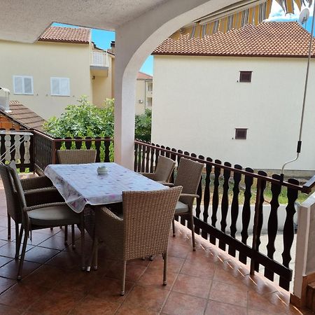 Apartman Frketic Zaboric Exteriör bild