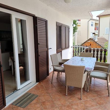 Apartman Frketic Zaboric Exteriör bild