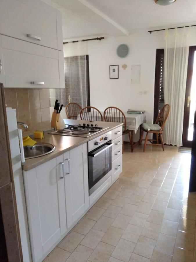 Apartman Frketic Zaboric Exteriör bild